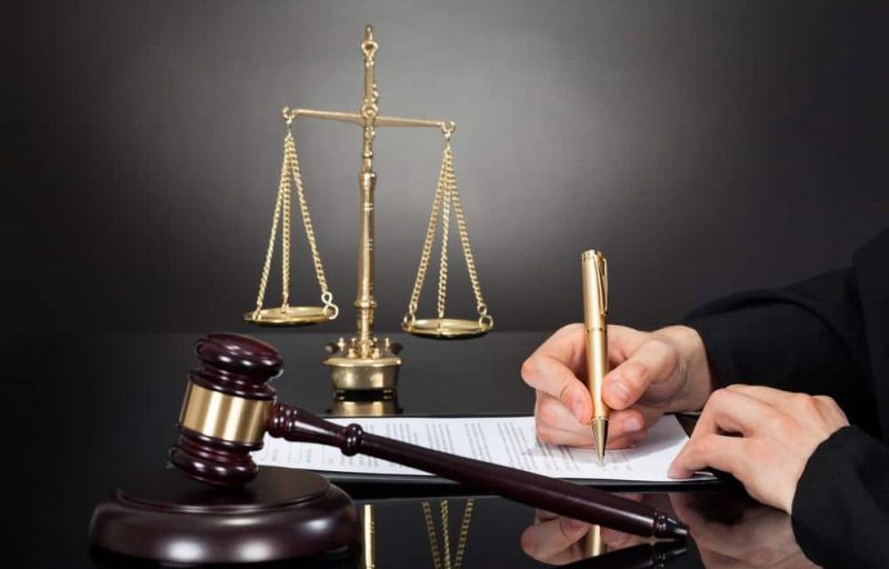 Tìm hiểu về luật sư và những điều kiện trở nên Luật sư